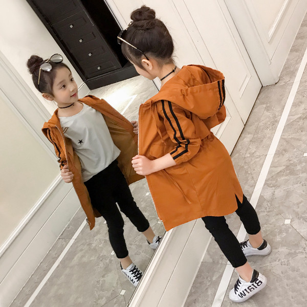 Παιδικό  αθλητικό μπουφάν  για κορίτσια - μοντέλο με κουκούλα σε διάφορα χρώματα