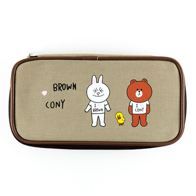 Kényelmes tolltartó négy színben, rátéttel