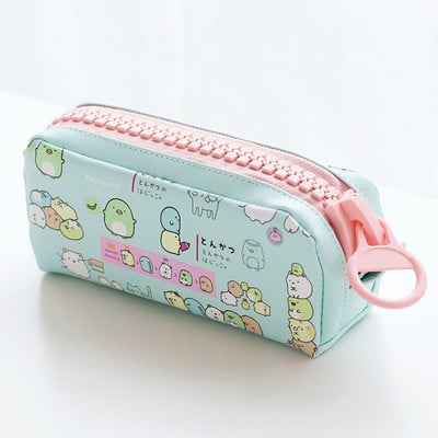 Iskolai használatra alkalmas több színben nyomott tolltartó