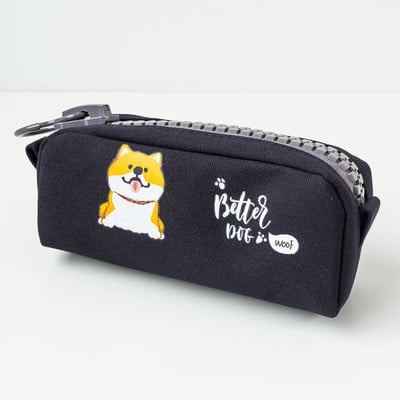 Iskolai használatra alkalmas több színben nyomott tolltartó