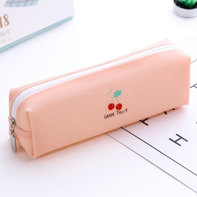 Trusa pentru creion în patru culori