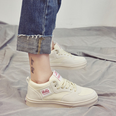 Γυναικεία αθλητικά  πάνινα παπούτσια σε διάφορα χρώματα