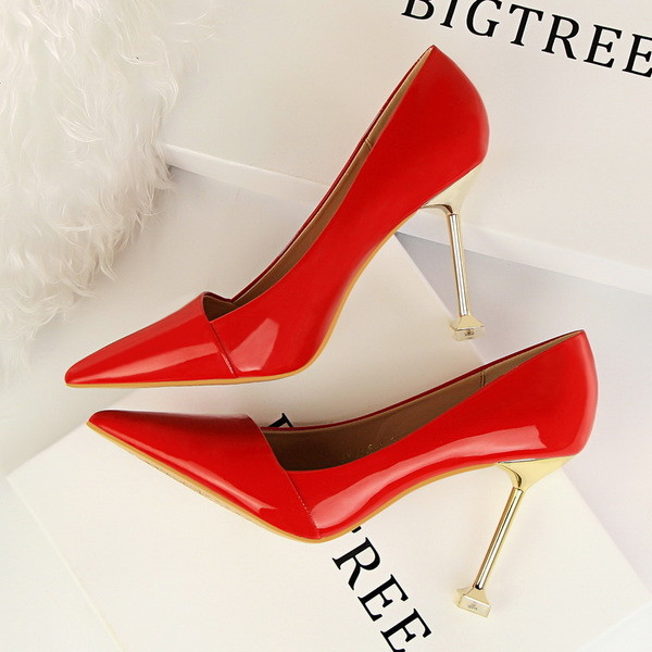 Pantofi eleganti de dama cu toc inalt in mai multe culori