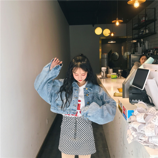 Κοντομάνικο μπουφάν με φαρδιά μανίκια