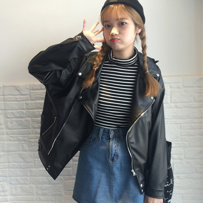 Γυναικείο  μπουφάν σε μαύρο χρώμα