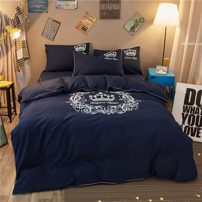 Lenjerie de pat de lux în două culori cu coroană