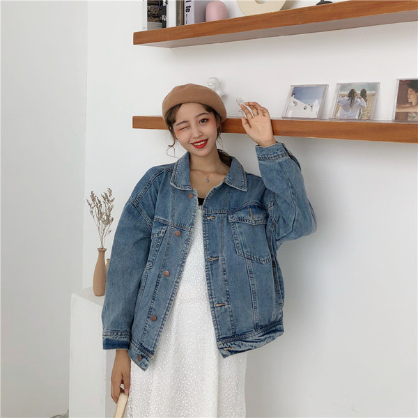 Κομψό, τζιν μπουφάν με διασταυρωμένους δεσμούς