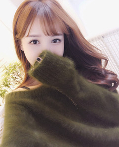 Κομψό ασύμμετρο γυναικείο πουλόβερ  σε διάφορα χρώματα