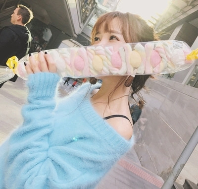 Κομψό ασύμμετρο γυναικείο πουλόβερ  σε διάφορα χρώματα