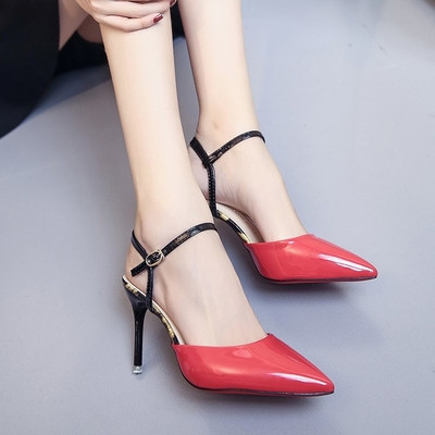 Дамски лачени обувки в три цвята