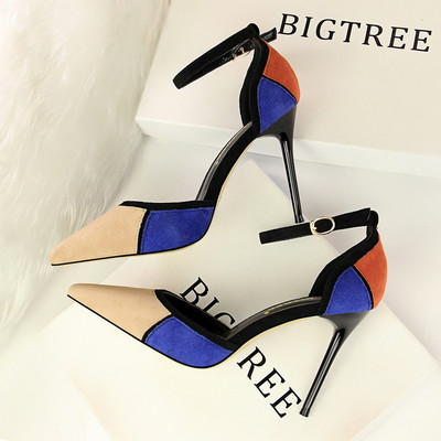 Стилни дамски обувки от велур с висок ток