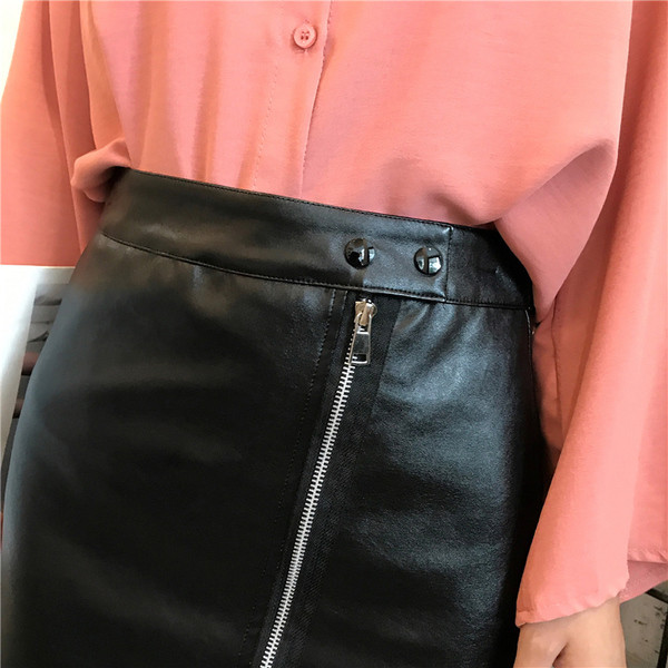 Κυρίες δερμάτινη φούστα με υψηλή μέση και φερμουάρ