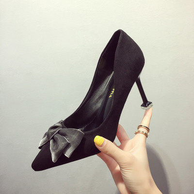 Pantofi dama din piele intoarsa cu panglica cu toc inalt