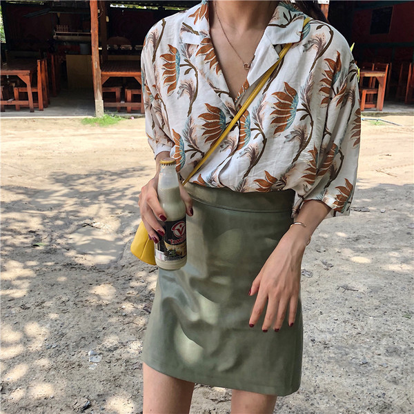 Fusta de dama cu talie inalta