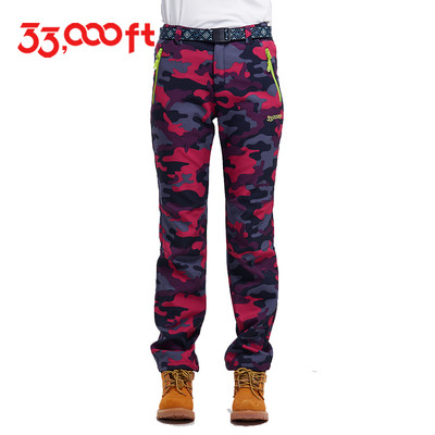 Дамски спортен - туристически плътен панталон в камуфлажен десен и изчистен модел