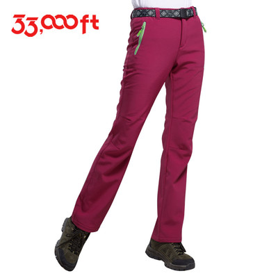 Дамски спортен - туристически плътен панталон в камуфлажен десен и изчистен модел