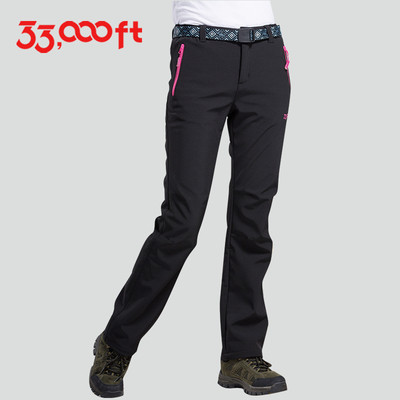 Дамски спортен - туристически плътен панталон в камуфлажен десен и изчистен модел