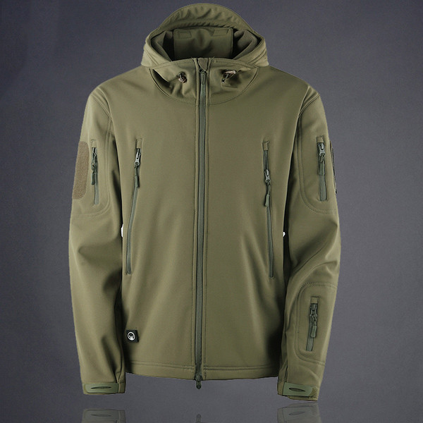 Мъжко туристическо яке с качулка в няколко цвята 