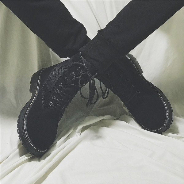 Cizme de bărbați stilate cu șireturi în negru și bej