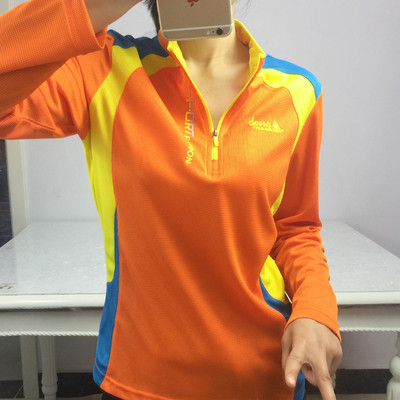 Дамска спортна блуза с висока яка и цип