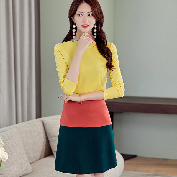 ΝΕΟ Κομψό κυρίες φόρεμα σε χρώματα που ρέουν με μακριά μανίκια