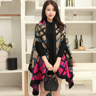 Γυναικείο κομψό poncho σε διάφορα χρώματα και μοτίβο