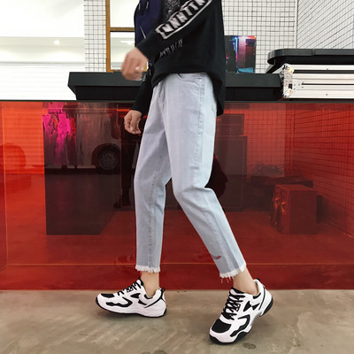 Ανδρικά τζιν με επιγραφές και μήκος 9/10 σε δύο χρώματα