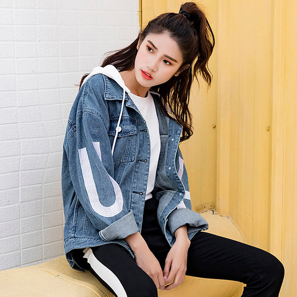 Дамско дълго дънково яке с качулка в два цвята