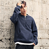 Vastag férfi pulóver O-alakú gallérral és zsebbel, két színben