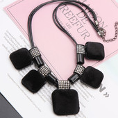 Colier modern de dama in doua culori cu acoperire moale