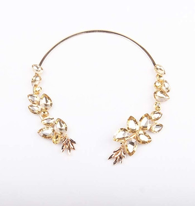 Colier blând de damă în mai multe modele