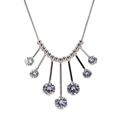 Colier de volum de dama in diferite modele