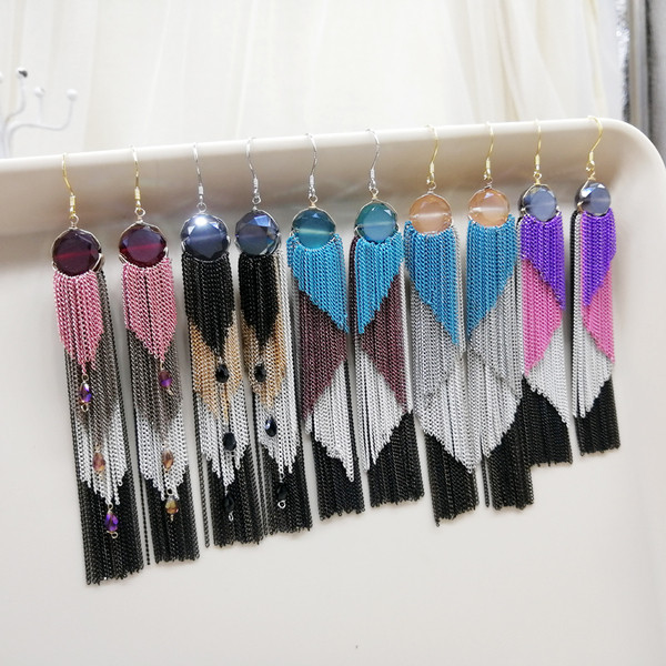 Cercei de damă colorați eterici