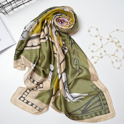 Gyengéd női sál többféle modellben