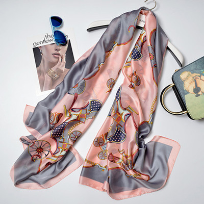 Gyengéd női sál többféle modellben