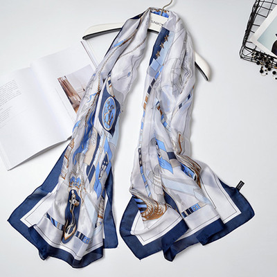 Gyengéd női sál többféle modellben