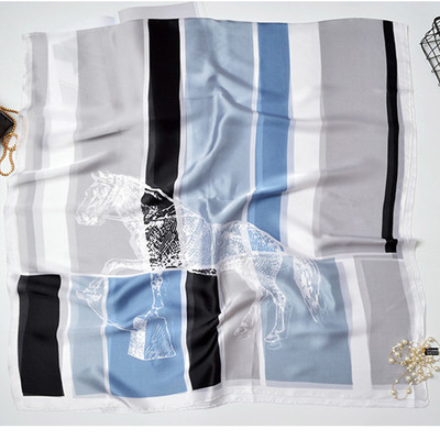 Gyengéd női sál többféle modellben