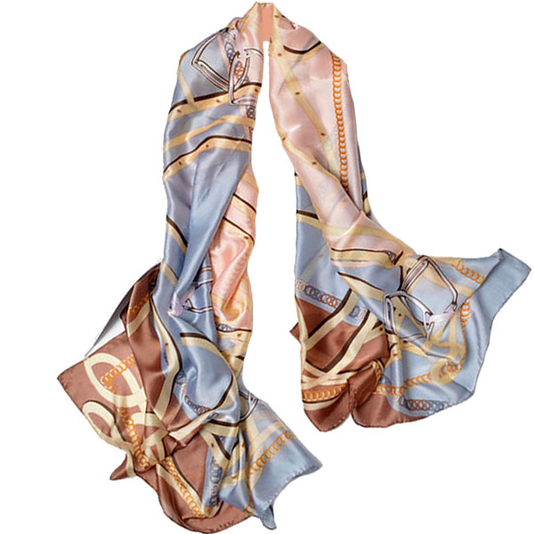 Gyengéd női sál többféle modellben