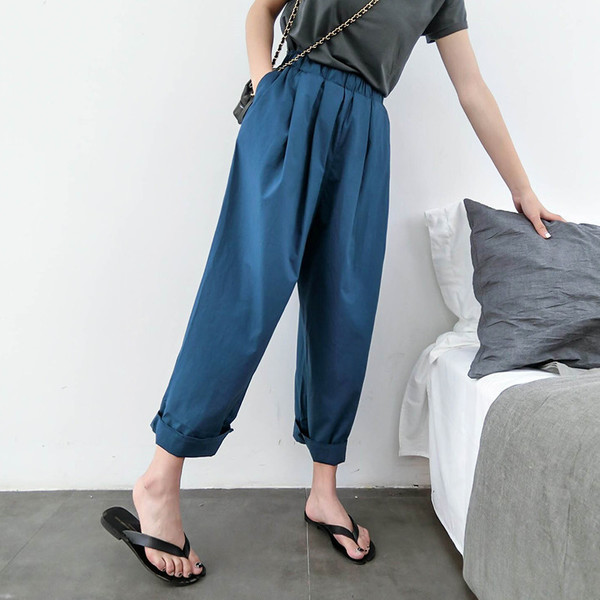 Pantaloni de dama actuali in albastru - model lat