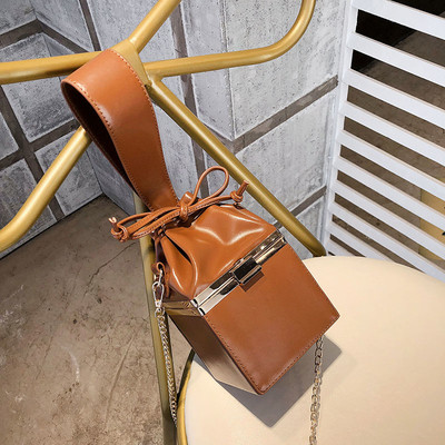 Geanta de dama moderna in trei culori