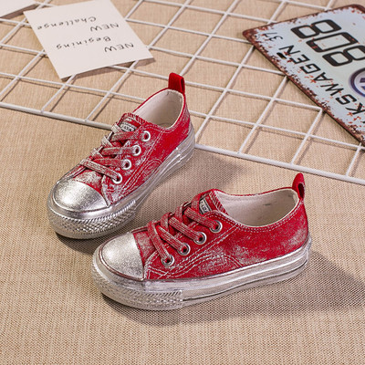 Adidași moderni pentru copii pentru o fată în patru culori