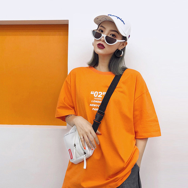 Modern női blúz három színben képekkel a hátán