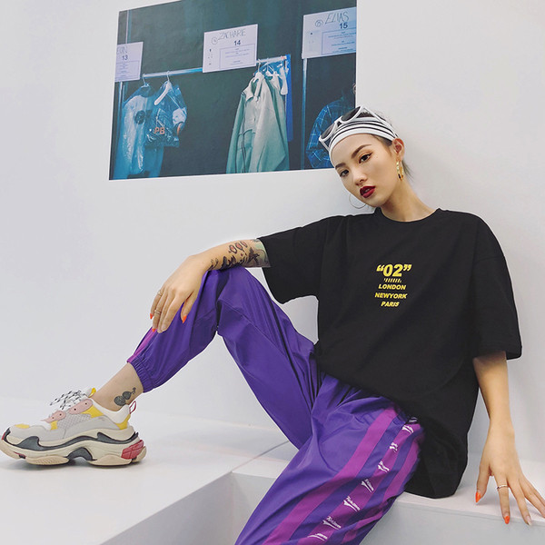 Modern női blúz három színben képekkel a hátán