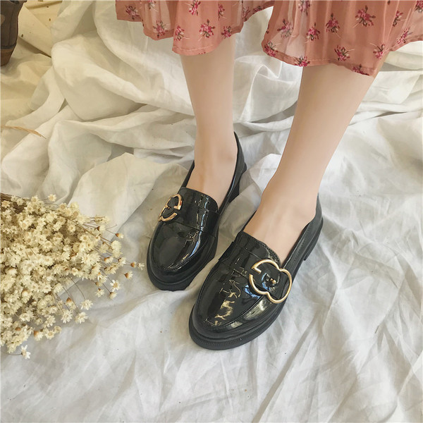 Mocasini retro dama cu catarama in culoarea neagra - doua modele