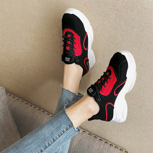 Modern női tornacipő könnyű platformmal - két színben