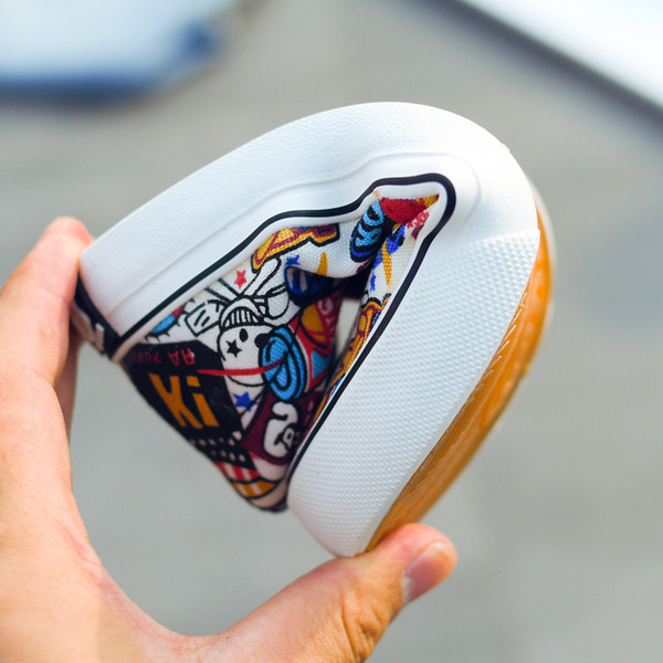 Pantofi casual pentru copii in trei culori potriviti pentru fete si baieti