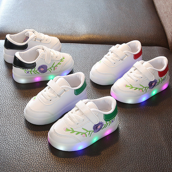 Tenisi de copii luminosi pentru fetita din piele ecologica cu broderie florala