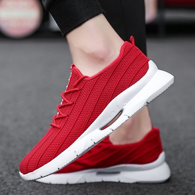 Мъжки маратонки подходящи за ежедневието в три цвята