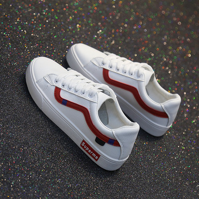 Спортни дамски кецове от еко кожа - два цвята