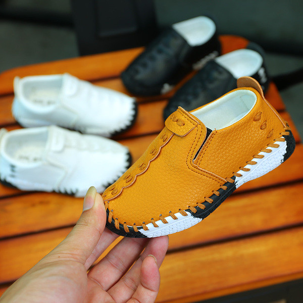 Stílusos gyerekcipő fiúknak ökobőrből három színben